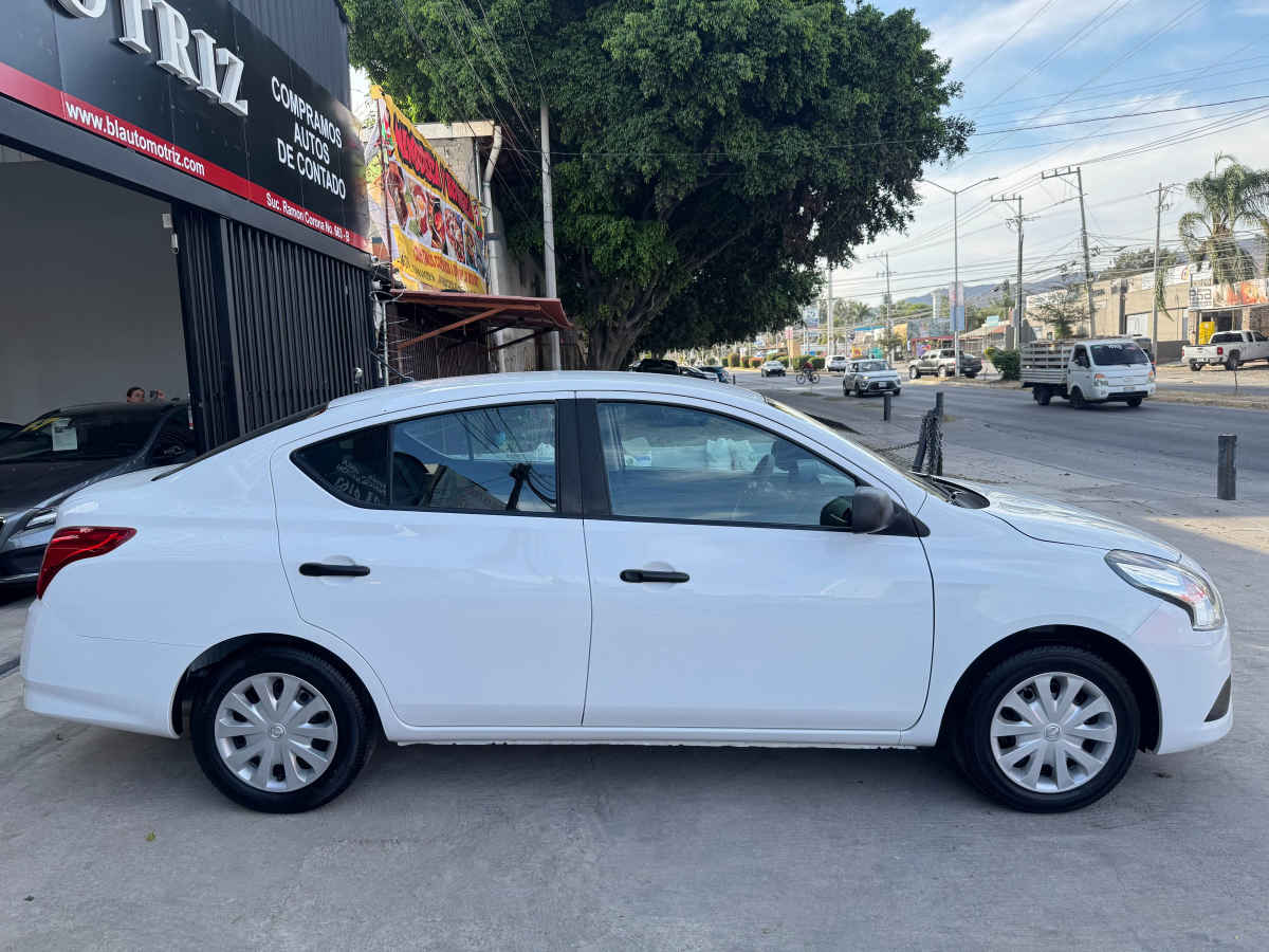Nissan Versa 2017 