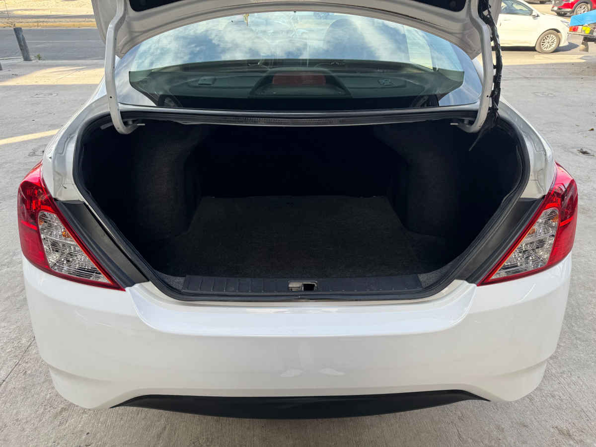 Nissan Versa 2017 
