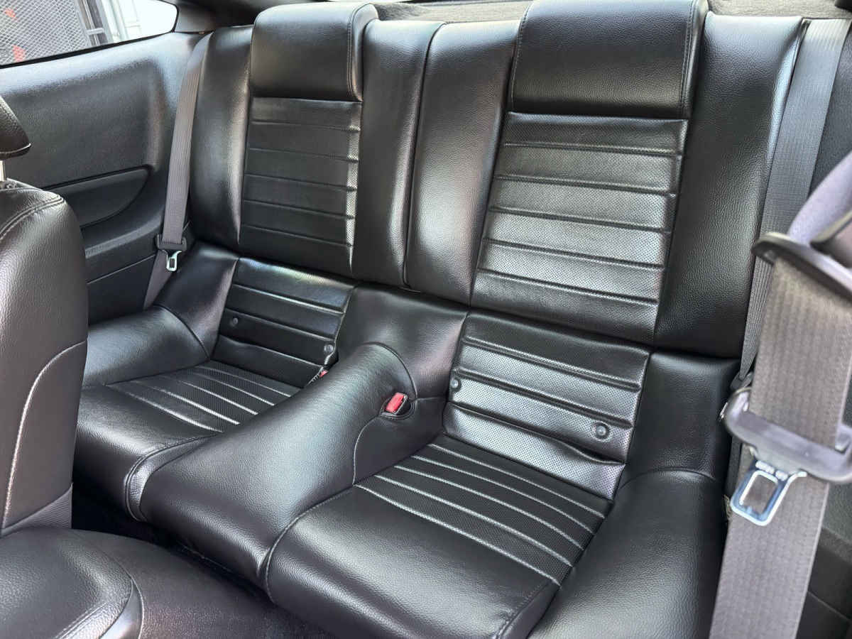 Ford Mustang 2009 