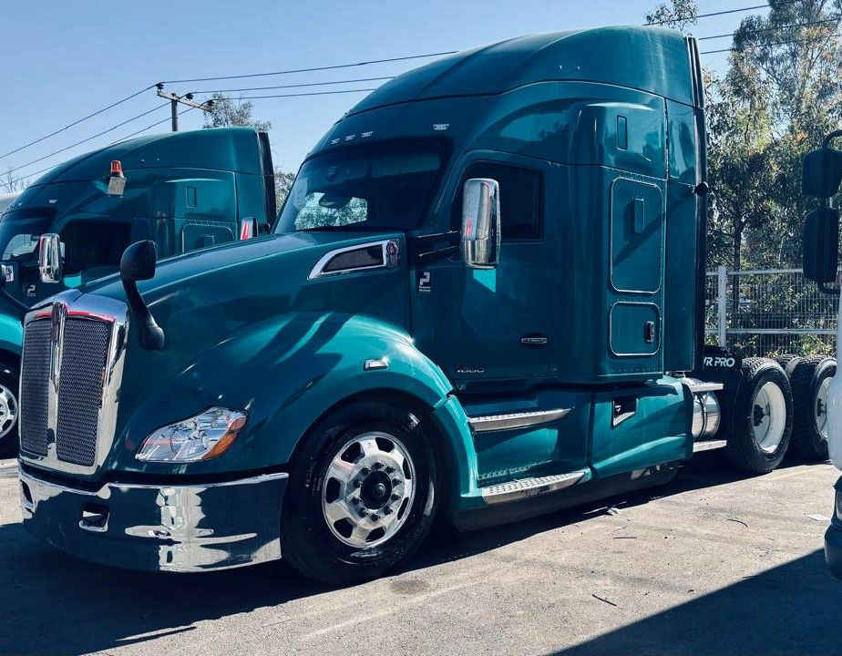 Kenworth T680 2022
