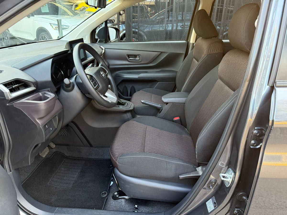 Toyota Avanza 2024 