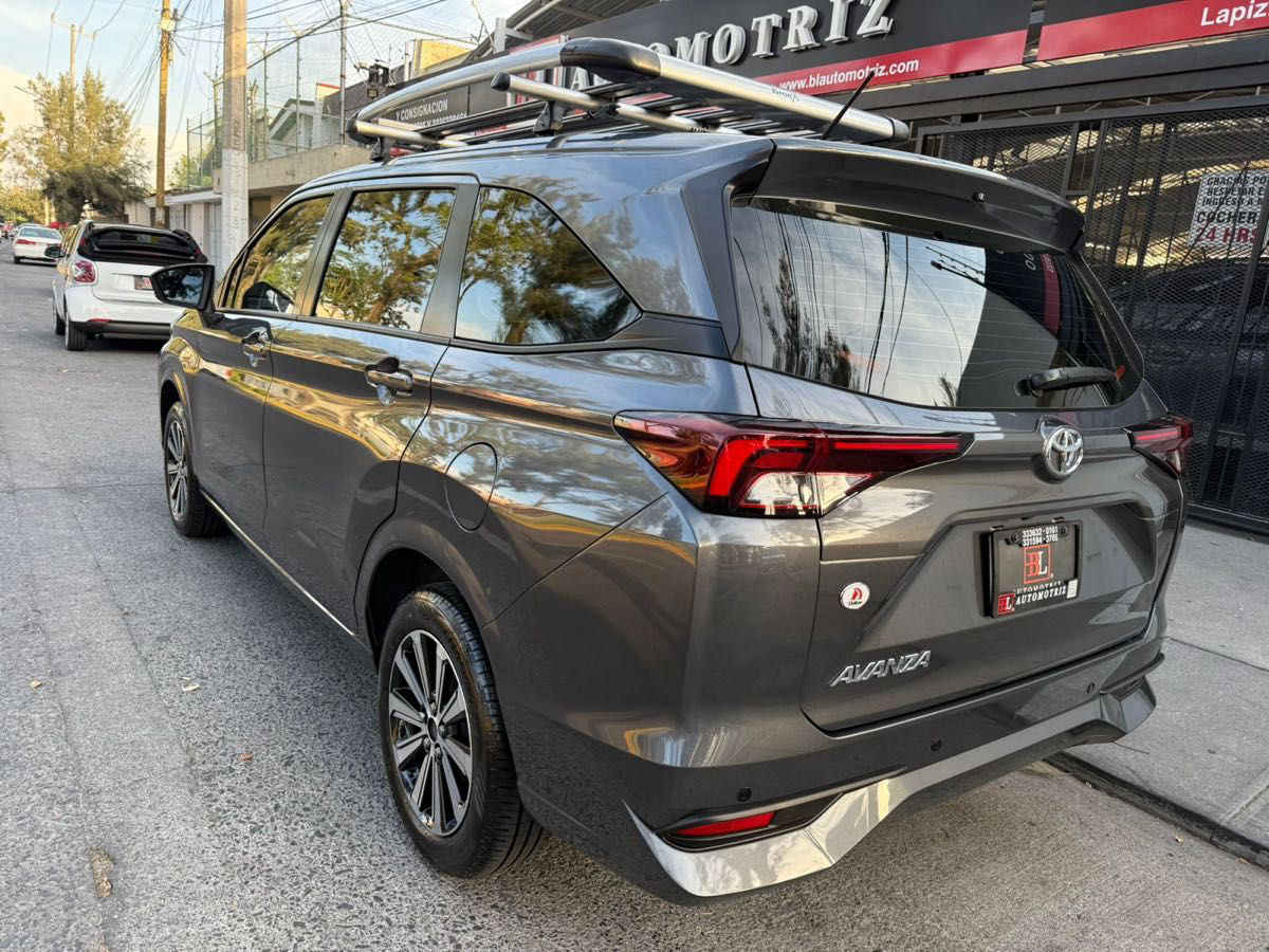 Toyota Avanza 2024 