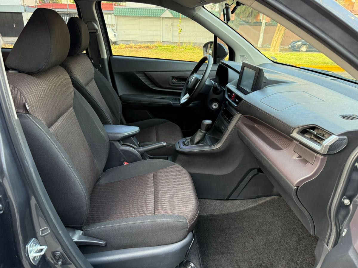 Toyota Avanza 2024 