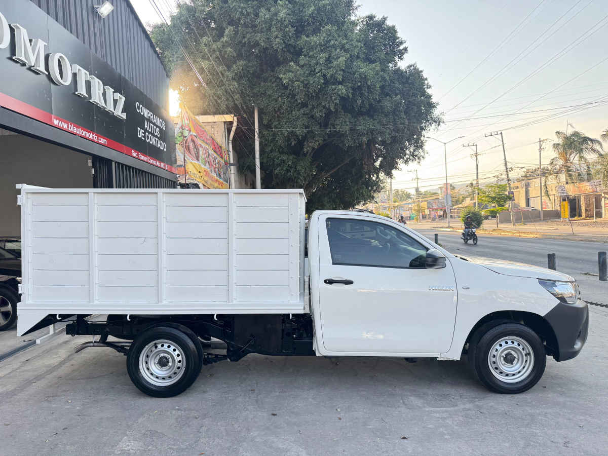 Toyota Hilux 2022 