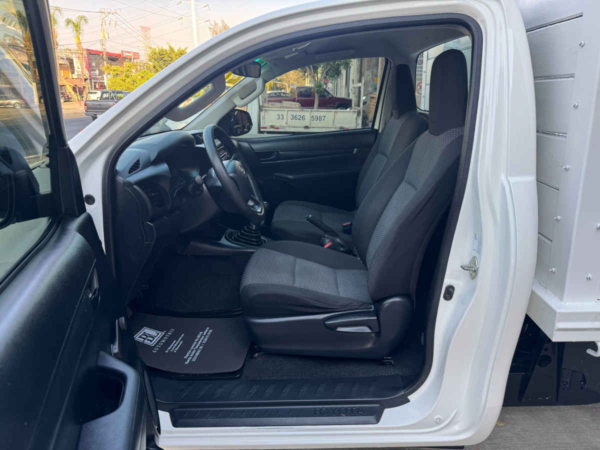 Toyota Hilux 2022 