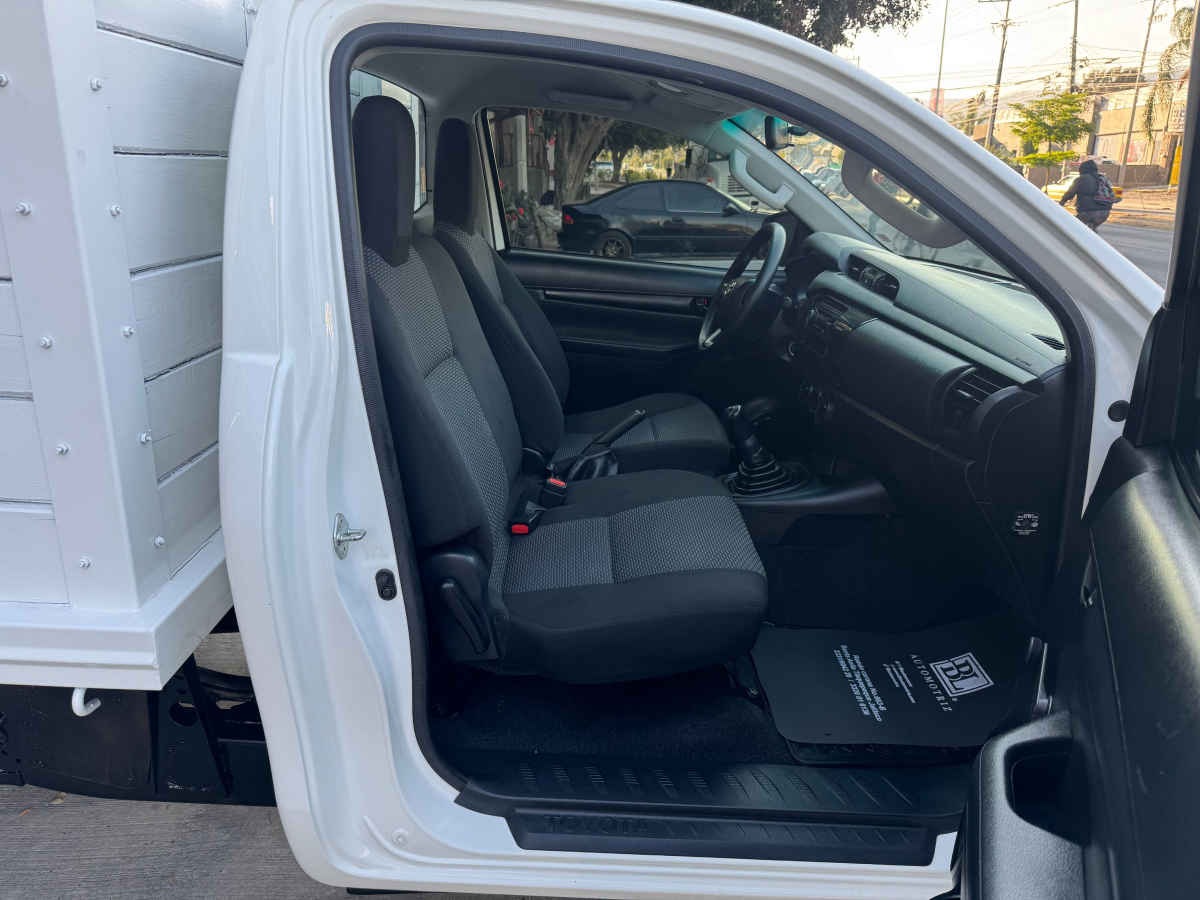 Toyota Hilux 2022 