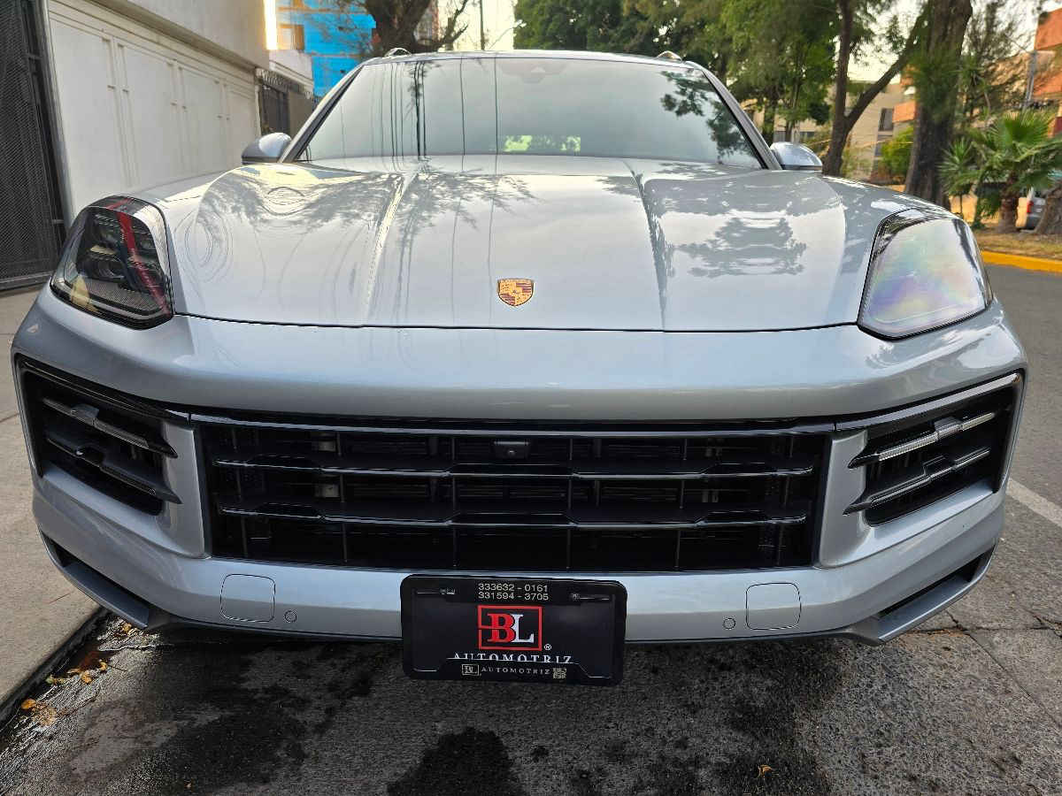 Porsche Cayenne 2024 