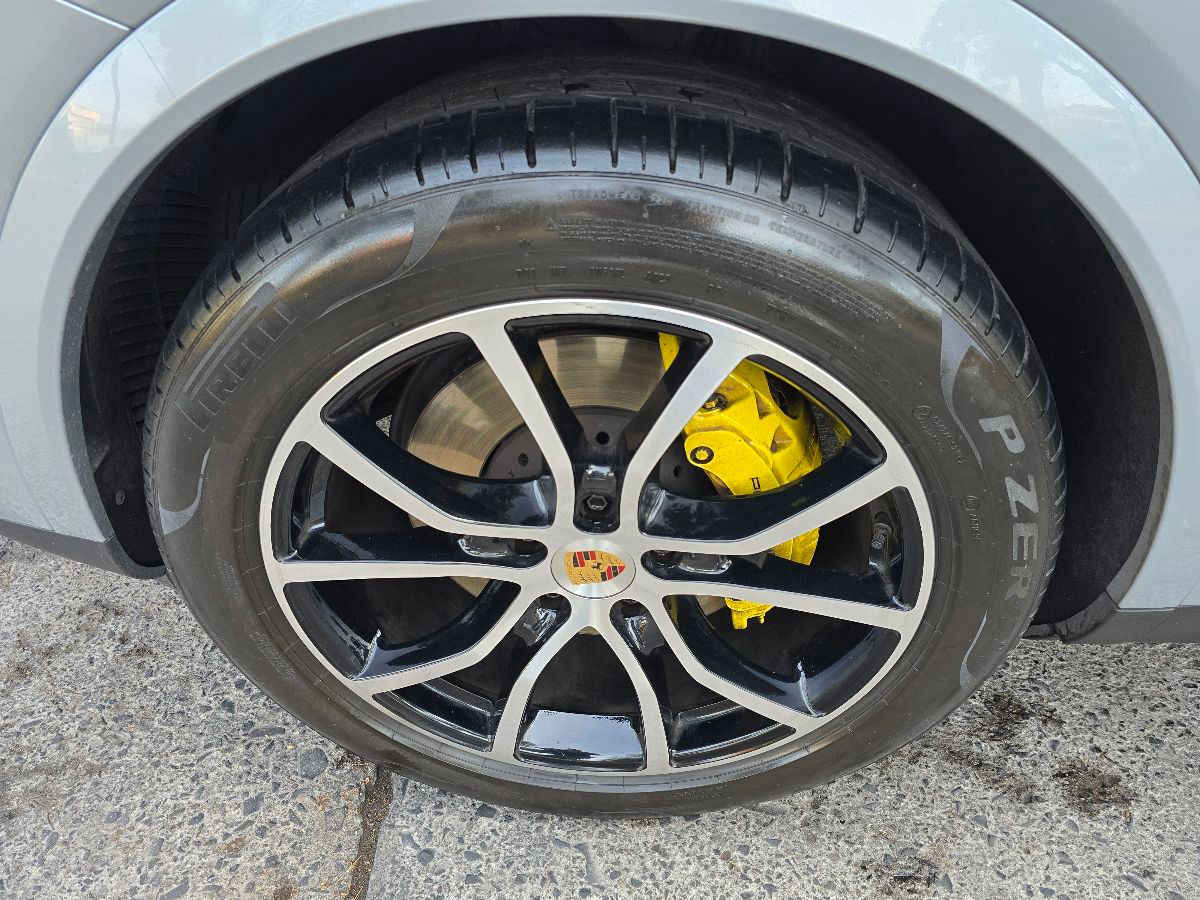 Porsche Cayenne 2024 