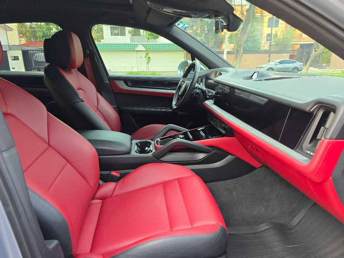 Porsche Cayenne 2024 