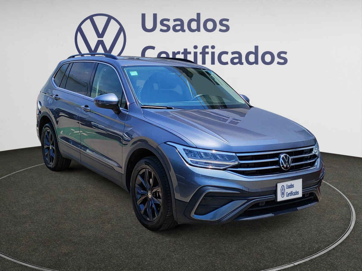 Volkswagen Tiguan 2024 asientos traseros - Espacio para 5 pasajeros cómodamente