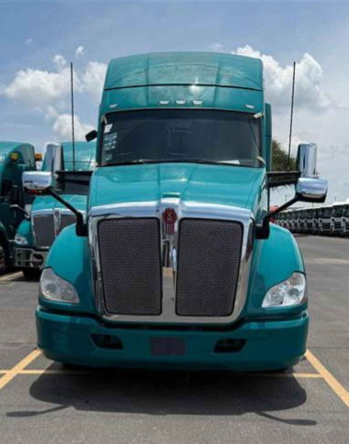Kenworth T680 2022