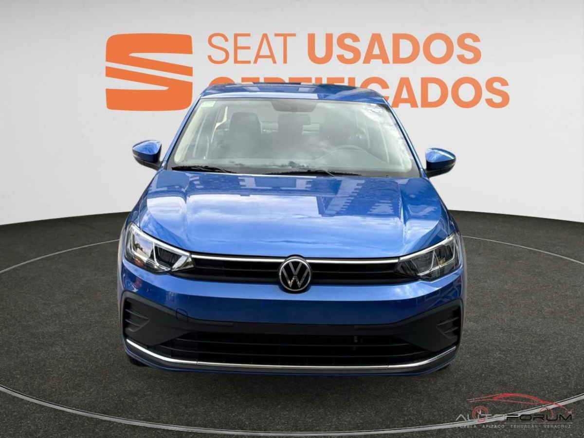 Volkswagen Virtus 2024 asientos traseros - Espacio para 5 pasajeros cómodamente