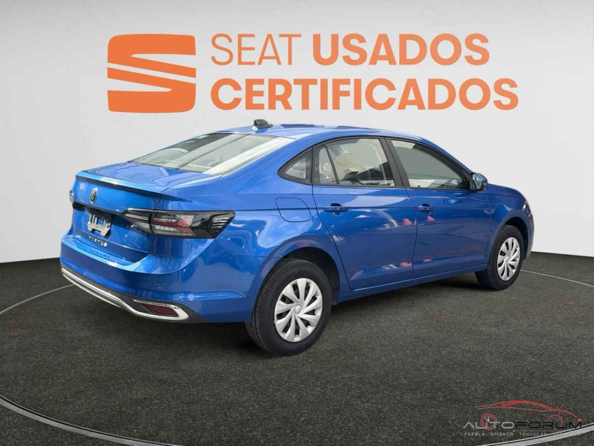 Volkswagen Virtus 2024 tablero y volante - Tecnología integrada L4 1.6