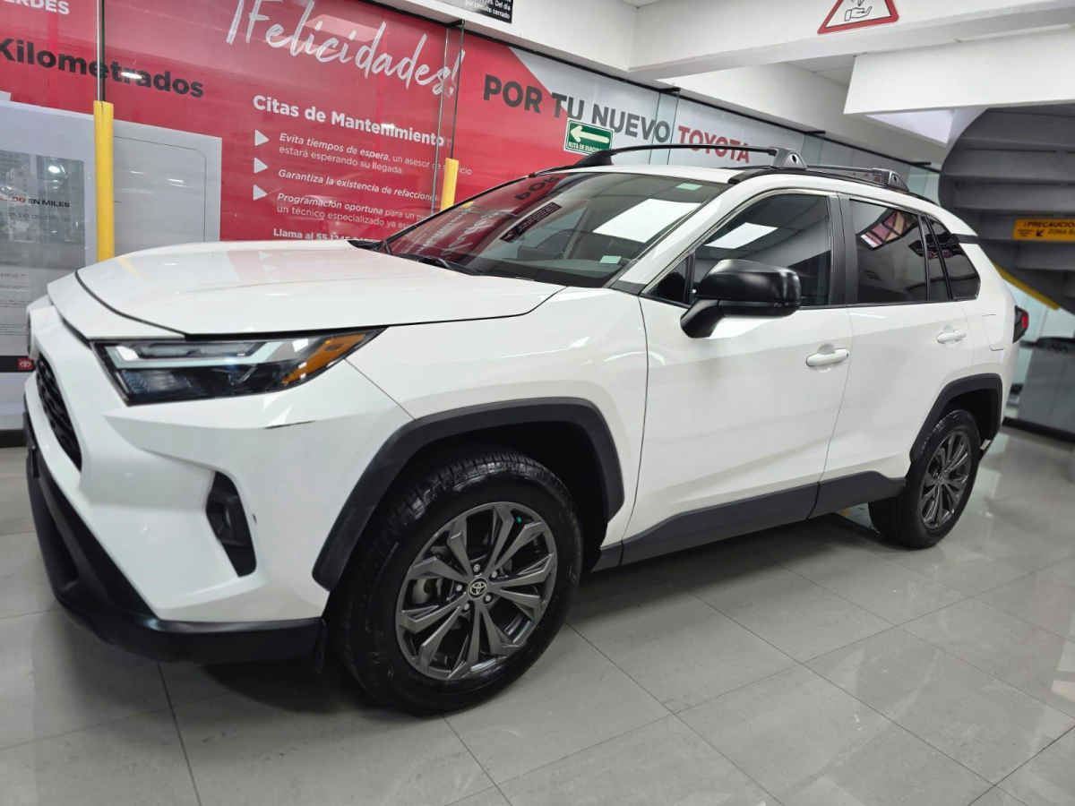 Toyota RAV4 2024