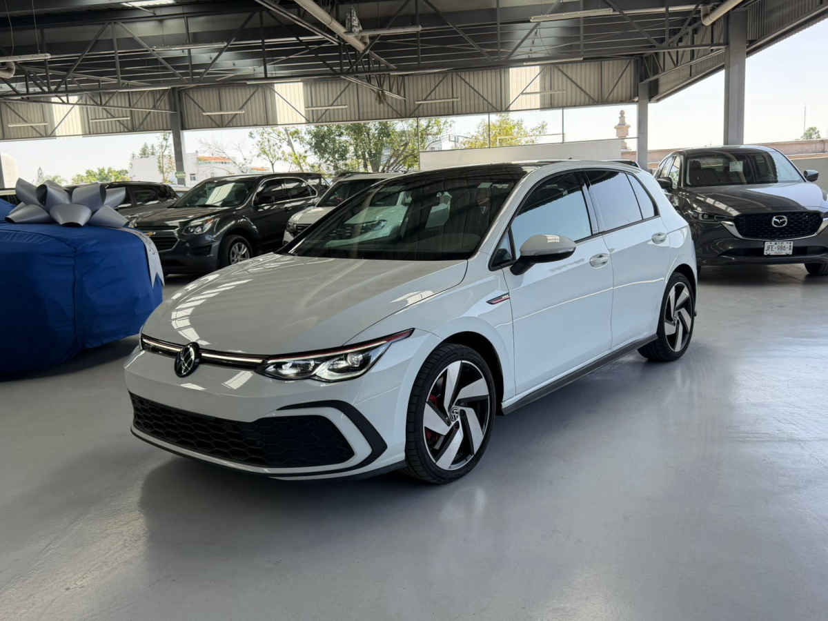 Autos seminuevos - Volkswagen Golf 2024