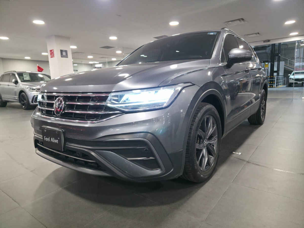 Autos seminuevos - Volkswagen Tiguan 2023