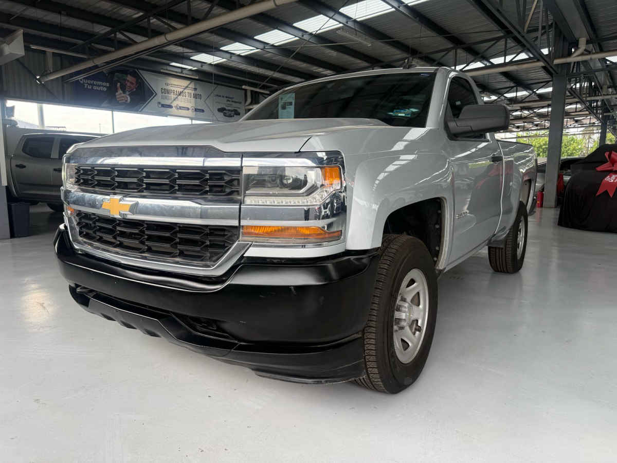 Autos seminuevos - Chevrolet Silverado 2018
