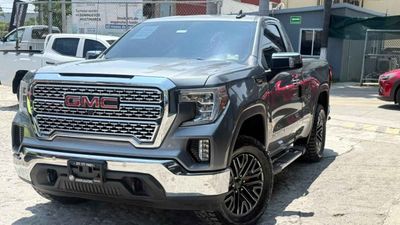 GMC Sierra