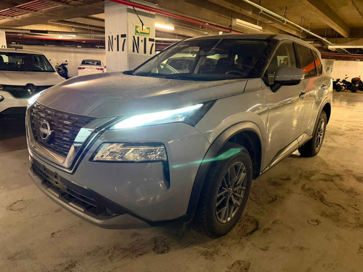 Nissan X-Trail 2025