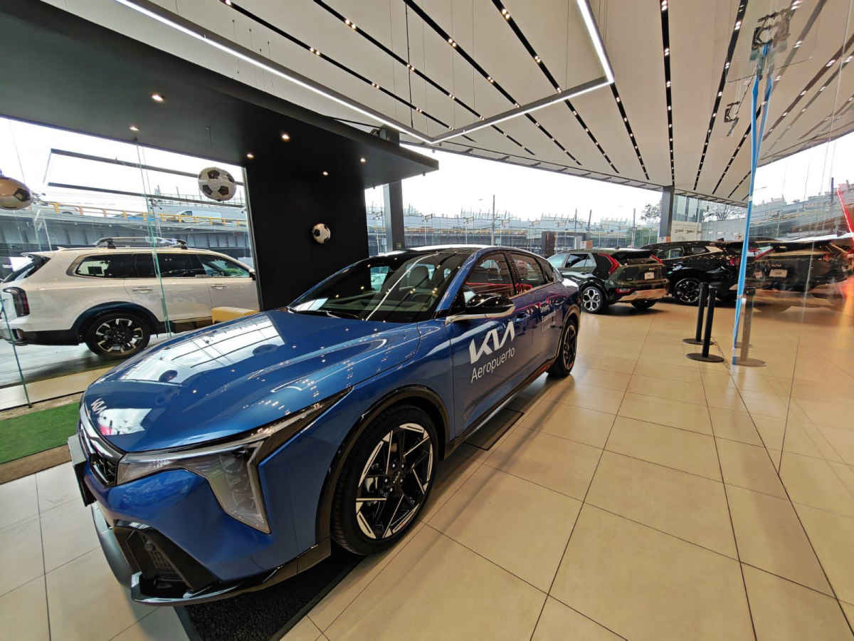 Autos seminuevos - Kia K4 2027
