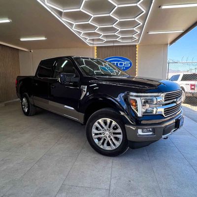 Ford Lobo