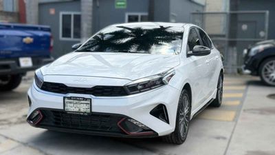 Kia FORTE SEDAN
