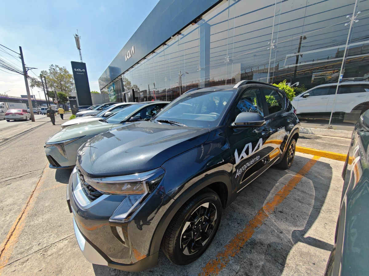 Autos seminuevos - Kia Sonet 2027