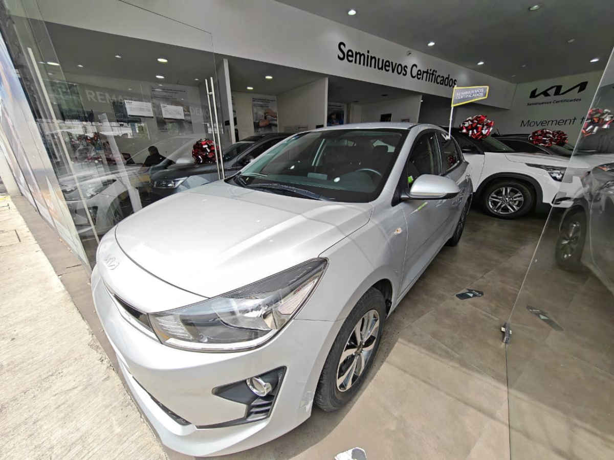 Autos seminuevos - Kia Rio-sedan 2023