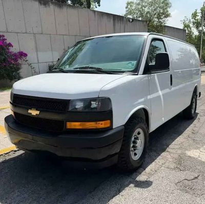 Chevrolet Express Van