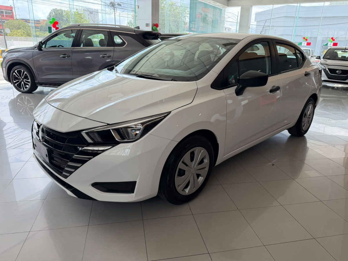 Nissan Versa 2025