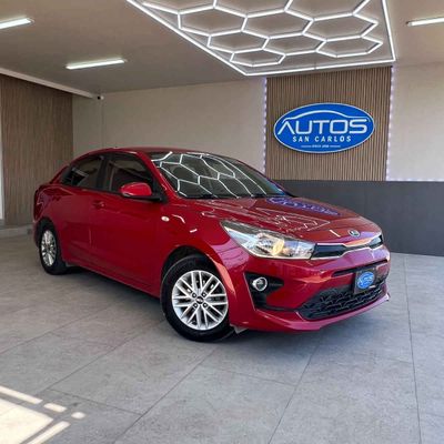 Kia KIA RIO SEDAN