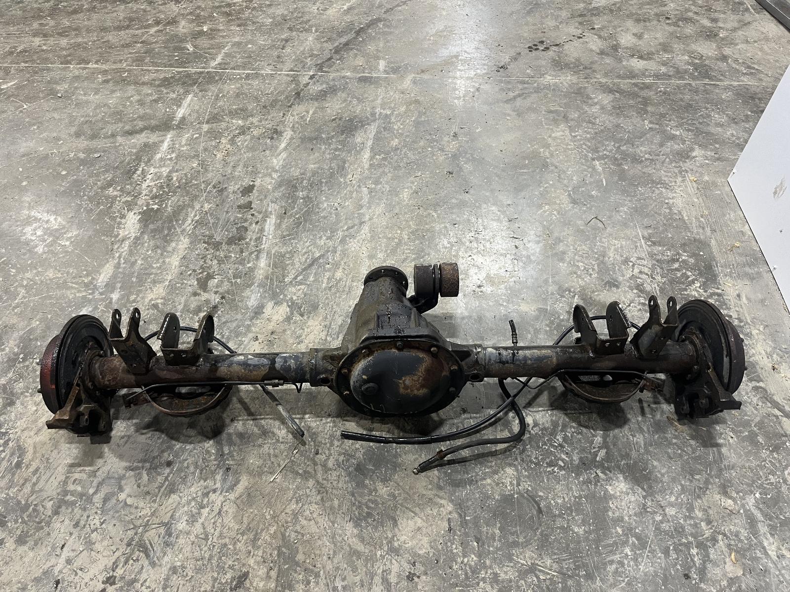 2003-2004 Jeep Liberty 3.7L 3.73 Ratio Rear Axle Assembly W/ABS