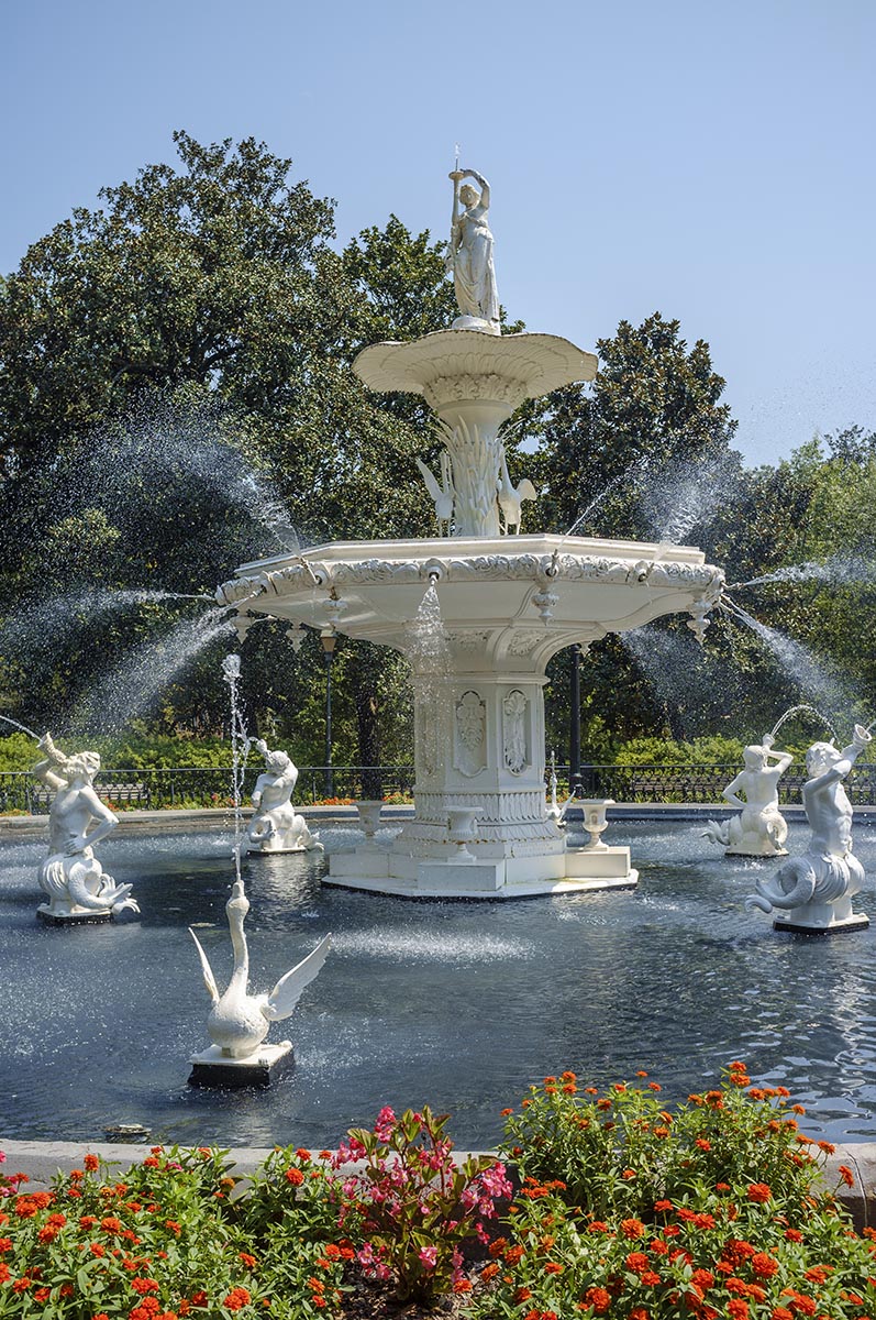 Fountain in Forsyth Park, Savannah, StockFreedom Premium