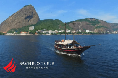 Saveiros Tour - Baía de Guanabara