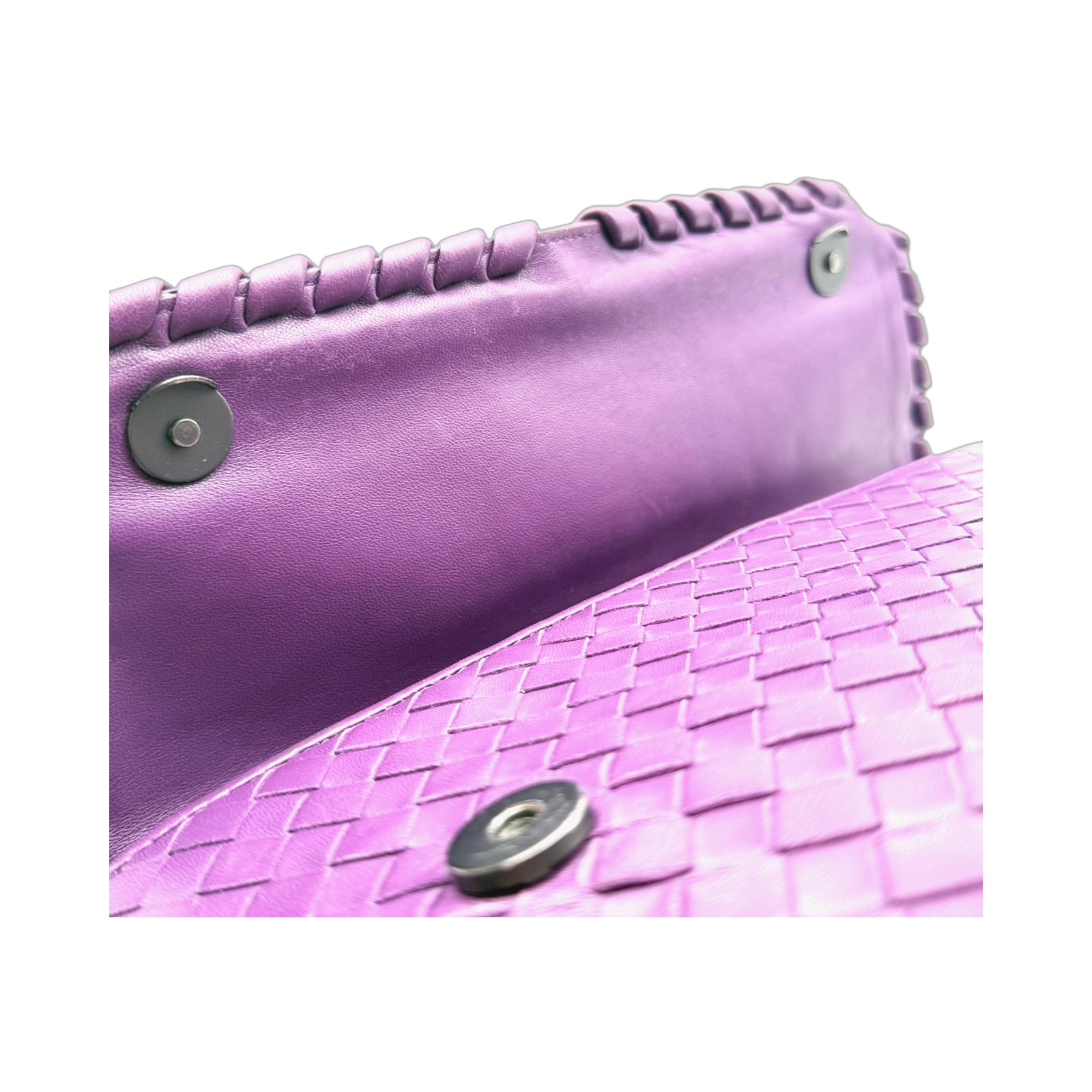 Bottega Veneta Purple Intrecciato Leather Shoulder Bag photo 4