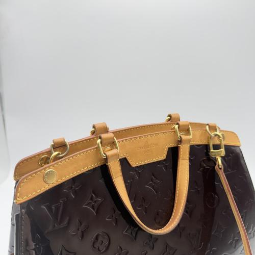 Louis Vuitton Amarante Monogram Vernis Brea MM photo 6