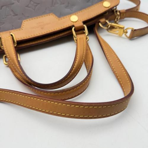 Louis Vuitton Amarante Monogram Vernis Brea MM photo 7