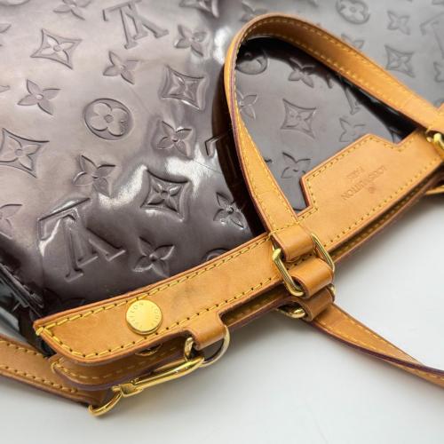 Louis Vuitton Amarante Monogram Vernis Brea MM photo 8