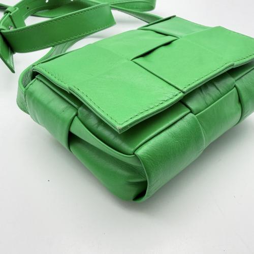 Bottega Veneta Green Intrecciato Leather Candy Cassette Crossbody Bag photo 7
