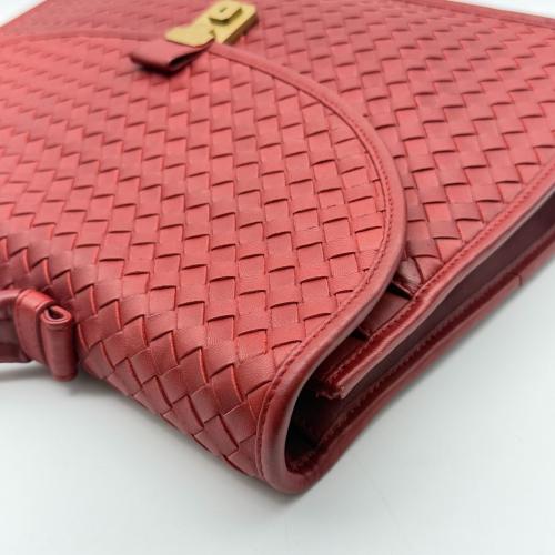 Bottega Veneta Red Intrecciato Leather Business Bag photo 5