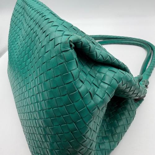 Bottega Veneta Green Intrecciato Leather Parachute Hobo Handbag photo 8