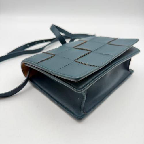 Bottega Veneta Cassette Intrecciato Leather Crossbody Bag photo 2