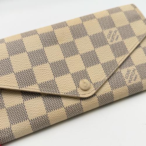 Louis Vuitton Damier Azur Sarah Wallet photo 3
