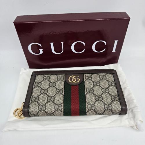 Gucci GG Supreme Zip Around Wallet