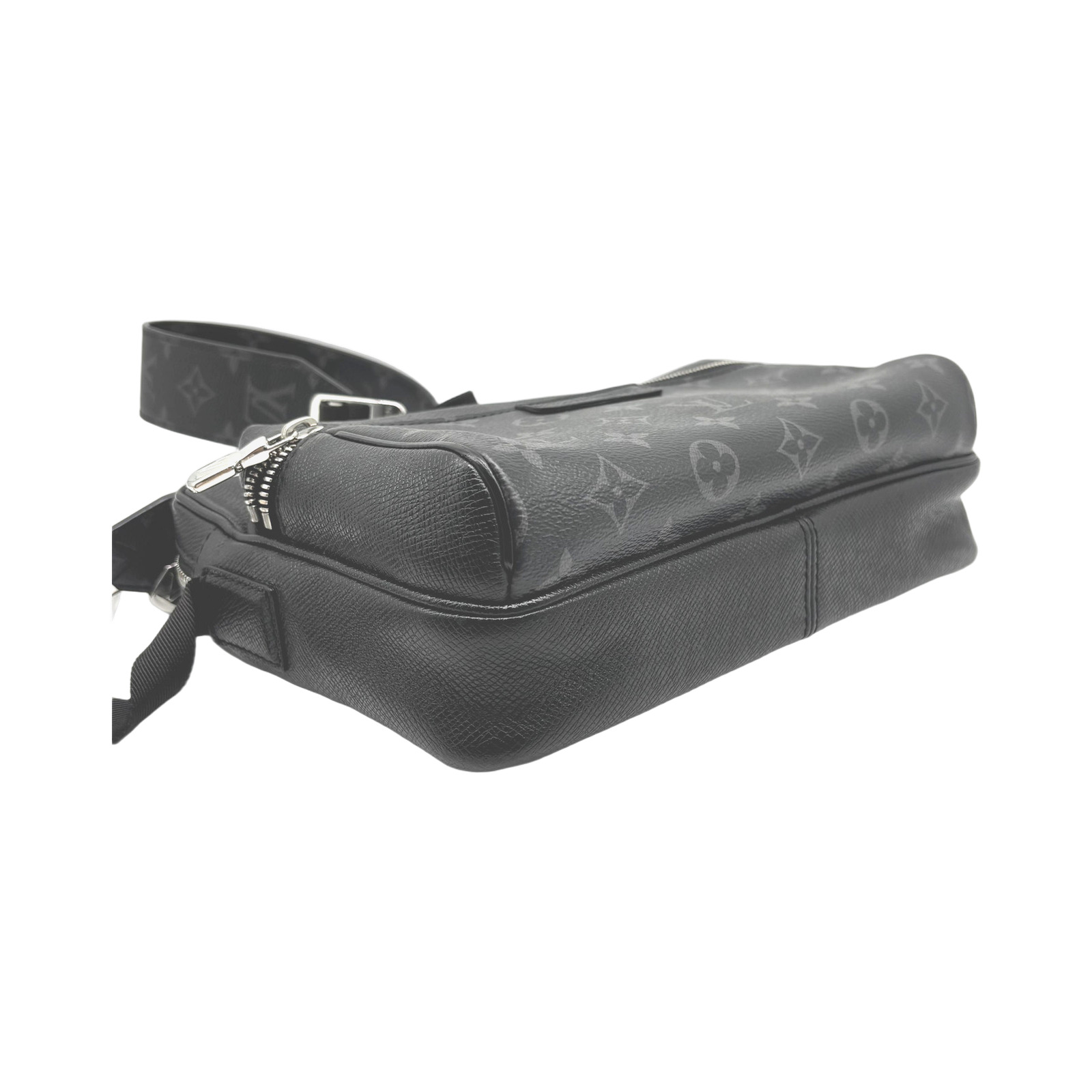 Louis Vuitton Monogram Taigarama Outdoor Messenger Bag photo 3
