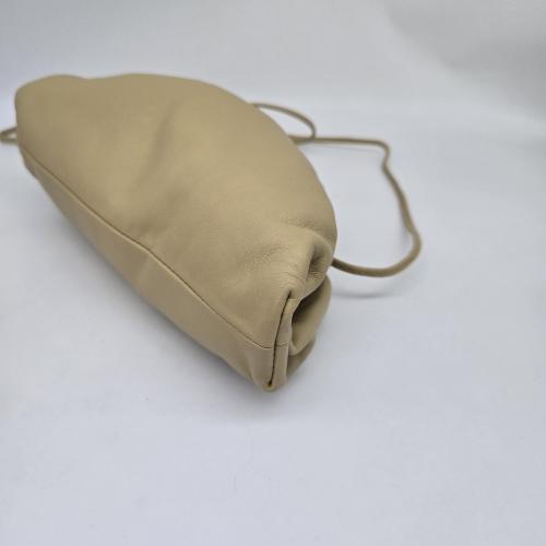 Bottega Veneta The Pouch Handbag In Neutral Color photo 5