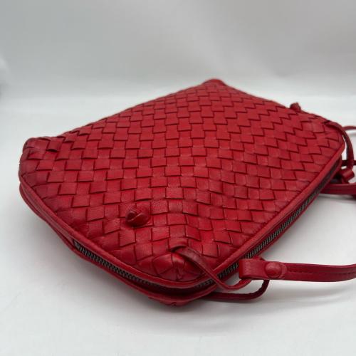 Bottega Veneta Red Intrecciato Nodini Crossbody Bag photo 6