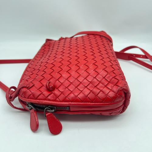 Bottega Veneta Red Intrecciato Nodini Crossbody Bag photo 8