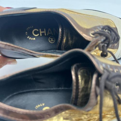 Chanel Multicolor Patent Leather Lace-up Oxfords photo 8
