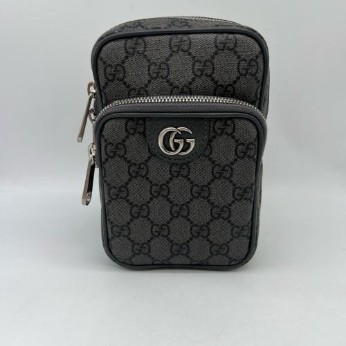 Gucci GG Supreme Canvas Crossbody Bag photo 4